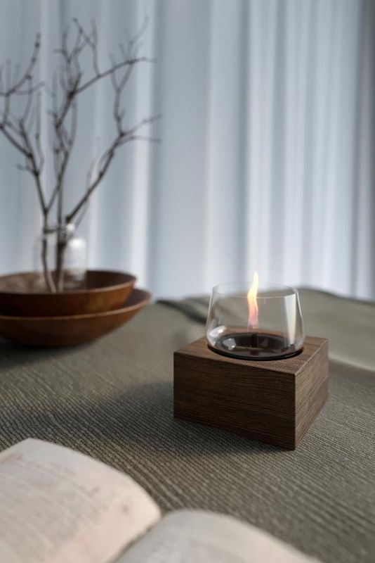 Bordlykt Poppy designet av Therese Johaug
