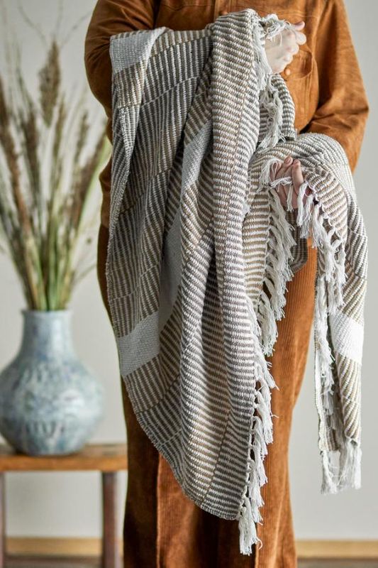 Bloomingville pledd Isnel Plaid, 160x130 cm