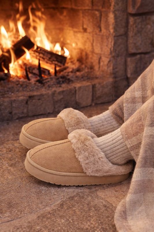 Tøffel med fuskepels og tykk såle, beige, str 36-37