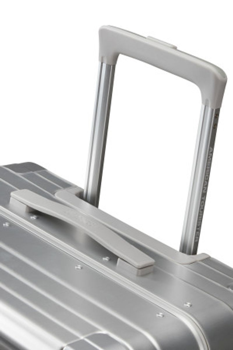American Tourister Soundbox Alu Spinner 77 cm – Silver