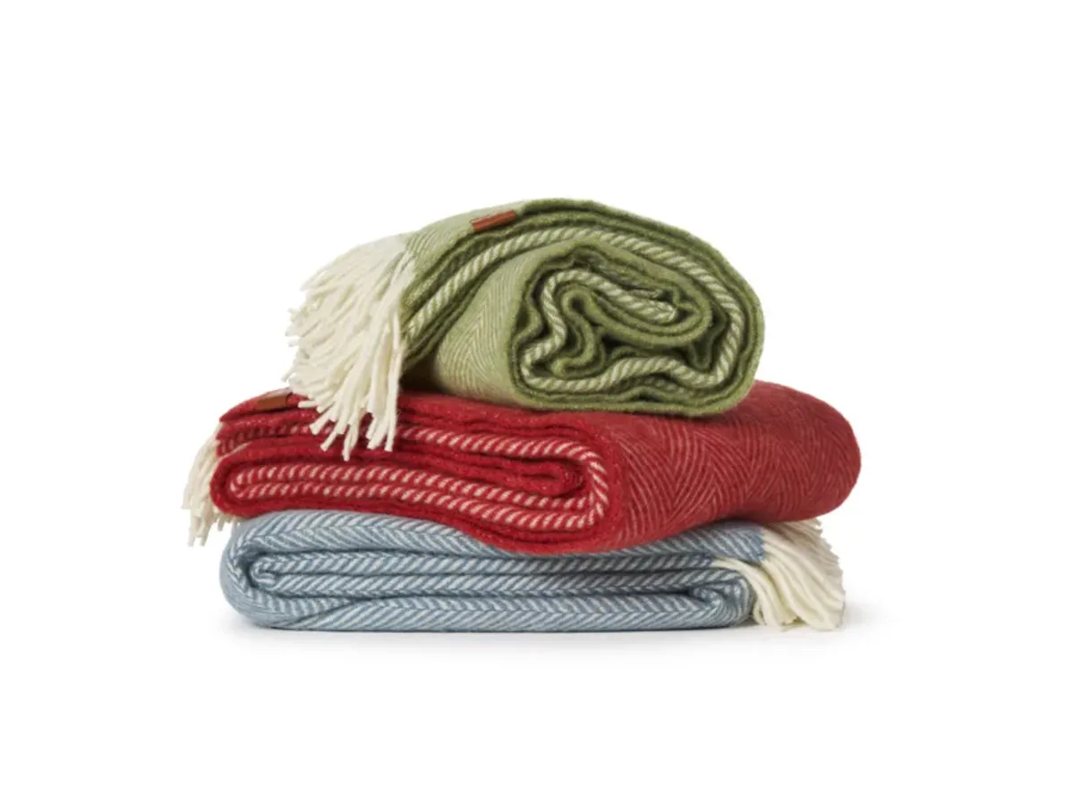 Herringbone Ullpledd 130x180– Radish fra Klippan