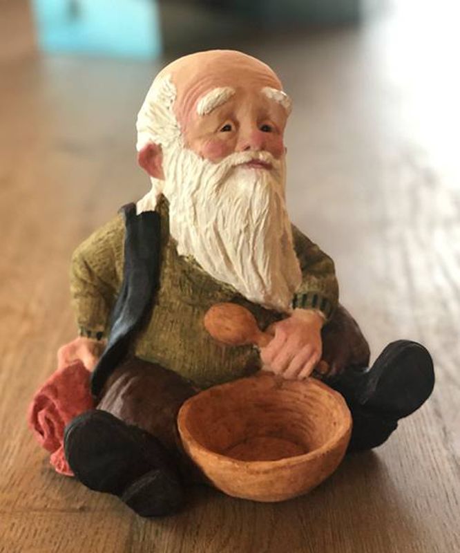 Midthun-Nisse med Grøtbolle 17 cm