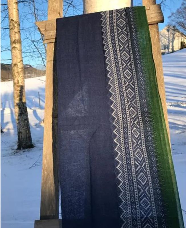 100% Ullskjerf Marius® Navy/Grønn