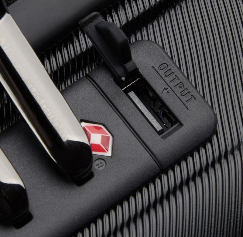 Delsey Shadow 5.0 slim Kabinkoffert, Sort