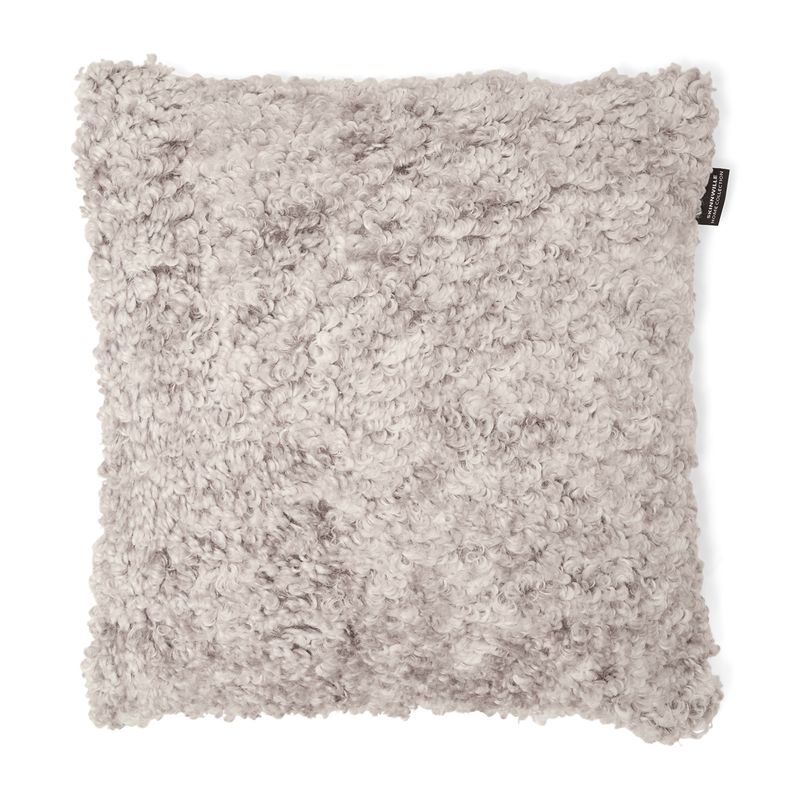 Pute med fyll Lumme 45x45 cm, sand - Skinnwille